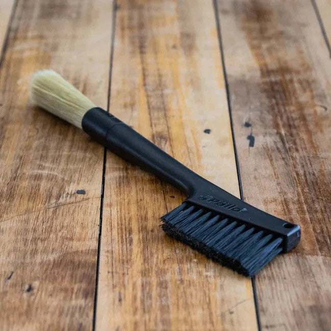 Pallo | Grindminder - Two-end grinder brush